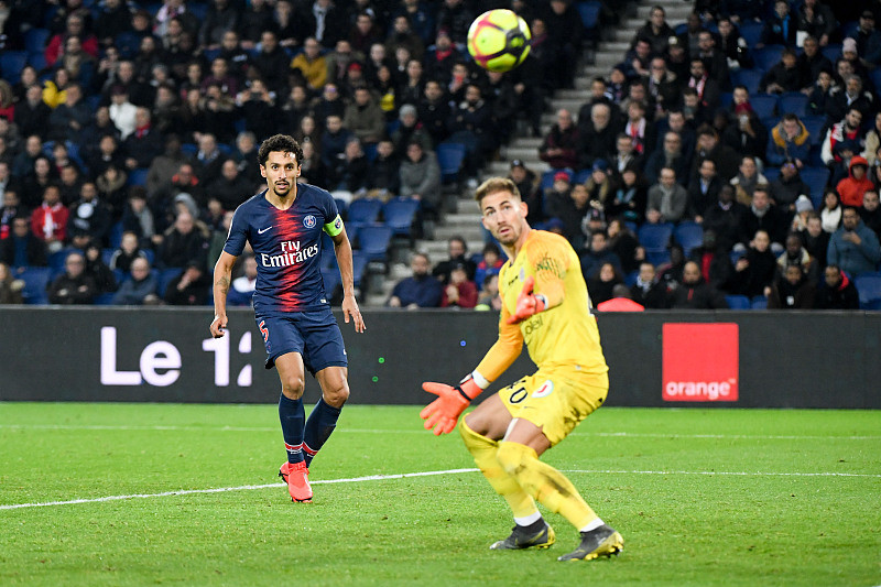 本赛季首次连败！湖人双核霸气宣言：要找回赛季初的防守，细节定成败！（湖人遭本季首连败，双核强硬表态：重拾开季防守，细节决定胜负）