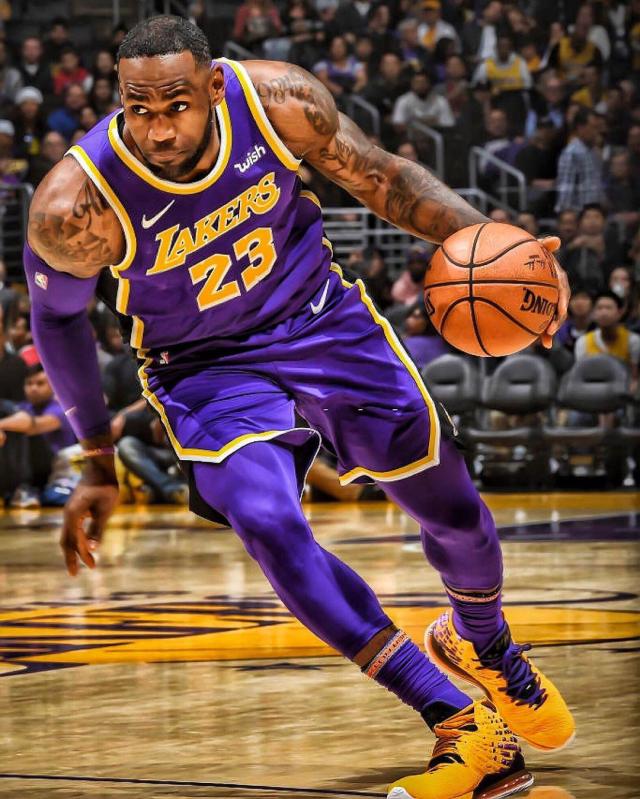 辽宁胜合肥！威尔斯布朗轰42分回暖，奥利弗无防守，赵森成惊喜！（辽宁击败合肥！威尔斯布朗42分复苏，奥利弗防守成短板，赵森惊喜表现）