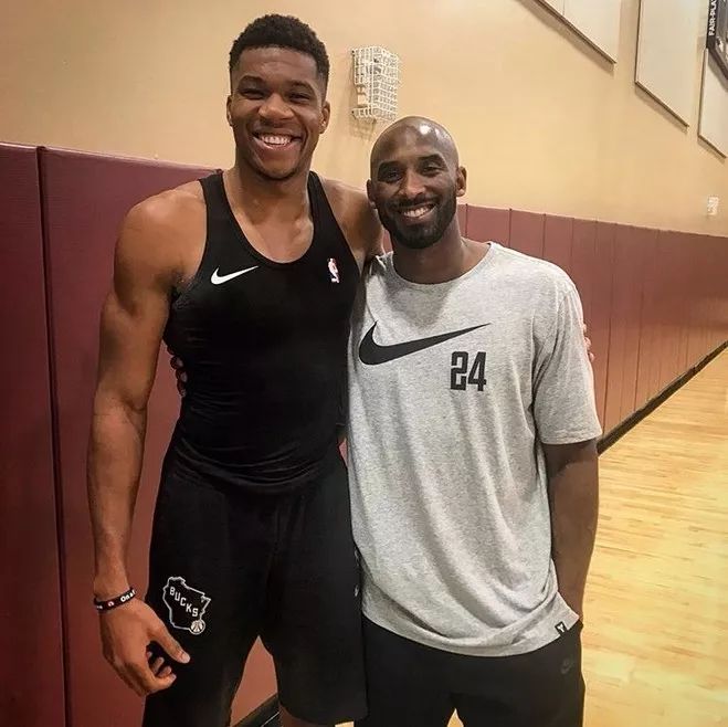 根本防不住！杰曼半场10中7高效轰下20分1板5助1帽（无人可挡！杰曼半场10投7中高效砍下20分1板5助1帽）