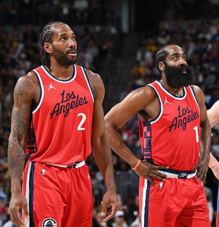 萨拉赫下家赔率：大概率留队，吉达联合6.0新月胜利8.0（萨拉赫去向赔率：留队概率最高，吉达联合6.0，利雅得新月与胜利同为8.0）