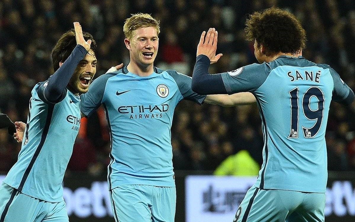 NBA杯八强对阵出炉，雷霆&魔术领衔东西部（NBA杯八强揭晓：雷霆与魔术领跑东西部）