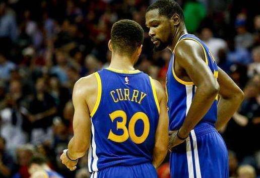 TA：阿森纳希望出售津琴科、洛孔加、卡尔-海因等人（TA：阿森纳计划出售津琴科、洛孔加、卡尔-海因等球员）