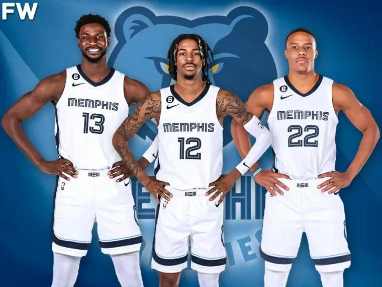 夸张到离谱！火箭面对湖人17次前场篮板全过程：17-7完爆湖人（离谱到爆！火箭前场篮板17比7碾压湖人，全程回顾）