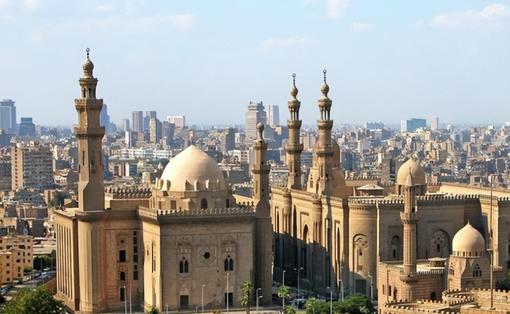 詹姆斯关键上篮助球队锁胜（詹姆斯关键上篮定胜负）